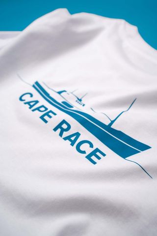 Weißes T-Shirt mit blauem Motivdruck